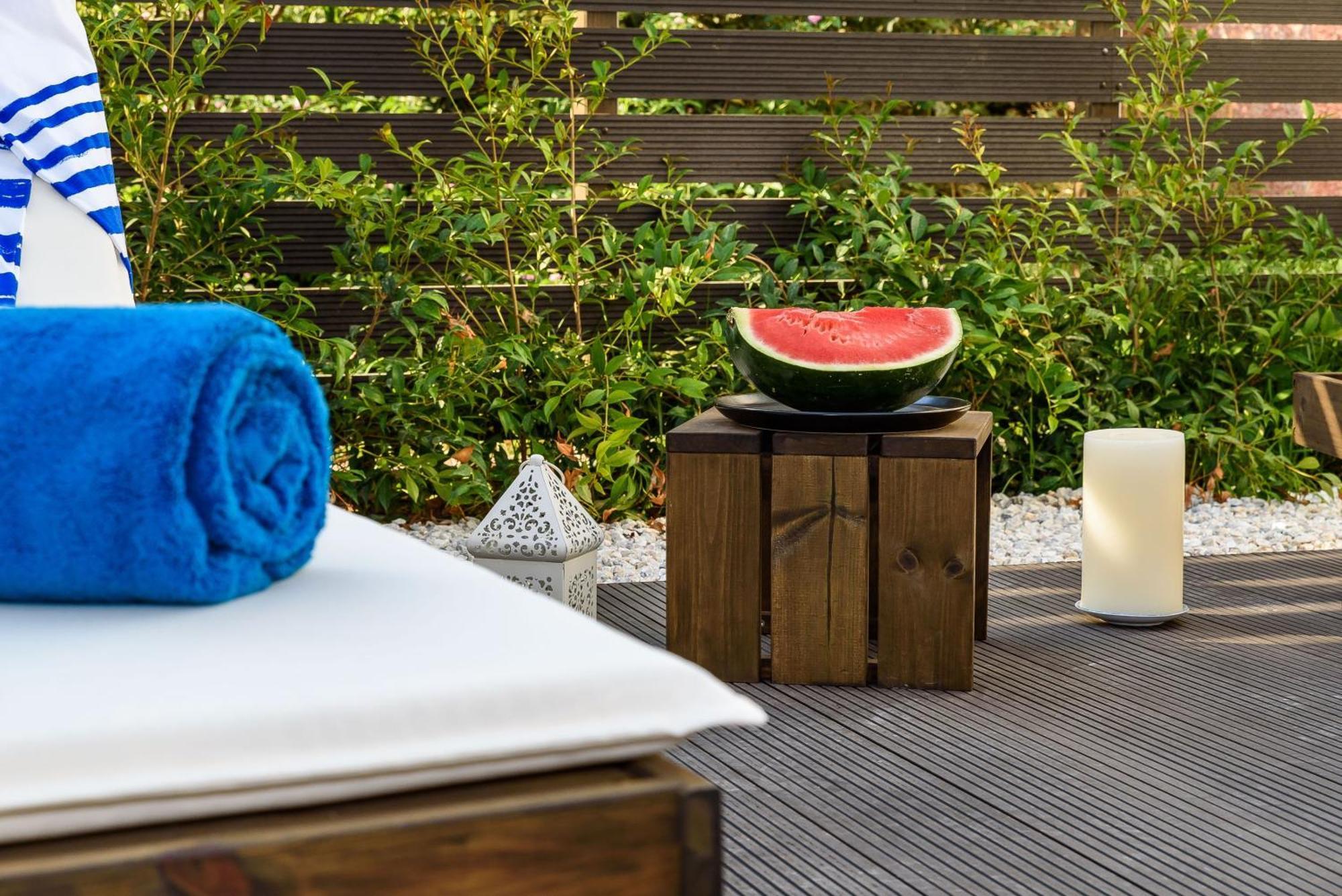 Agia Marina Solar Apartments מראה חיצוני תמונה
