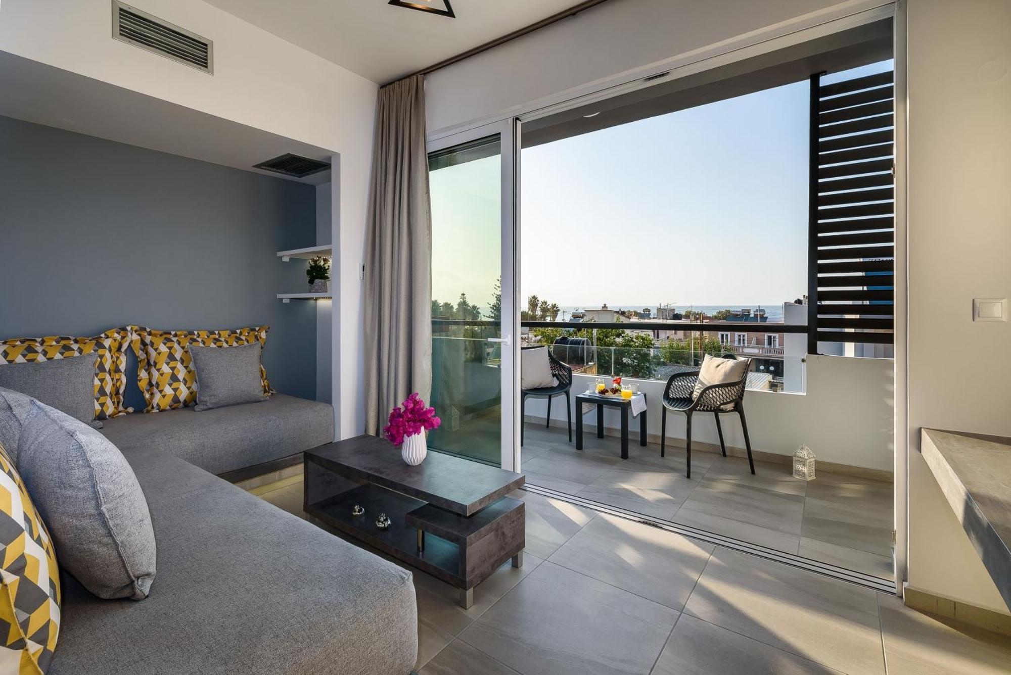 Agia Marina Solar Apartments מראה חיצוני תמונה